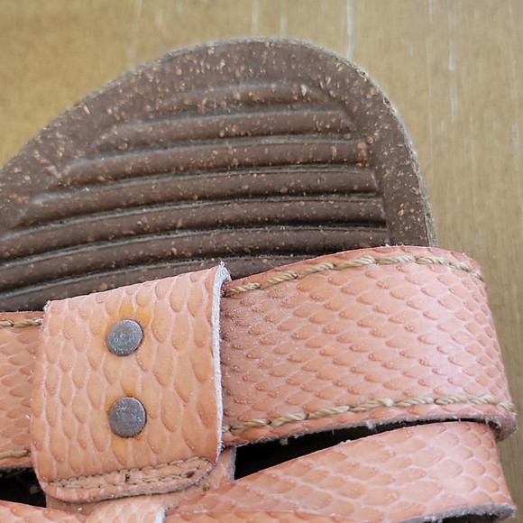 G H BASS & CO  LEATHER SANDALS - Picture 10 of 10